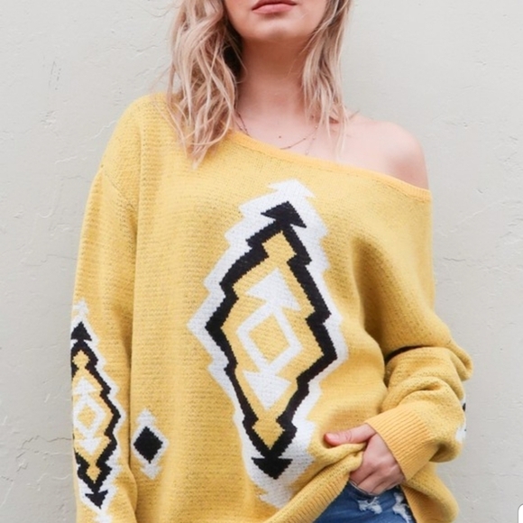 Native Aztec Pullover Sweater Golden Yellow NWT - Picture 2 of 4